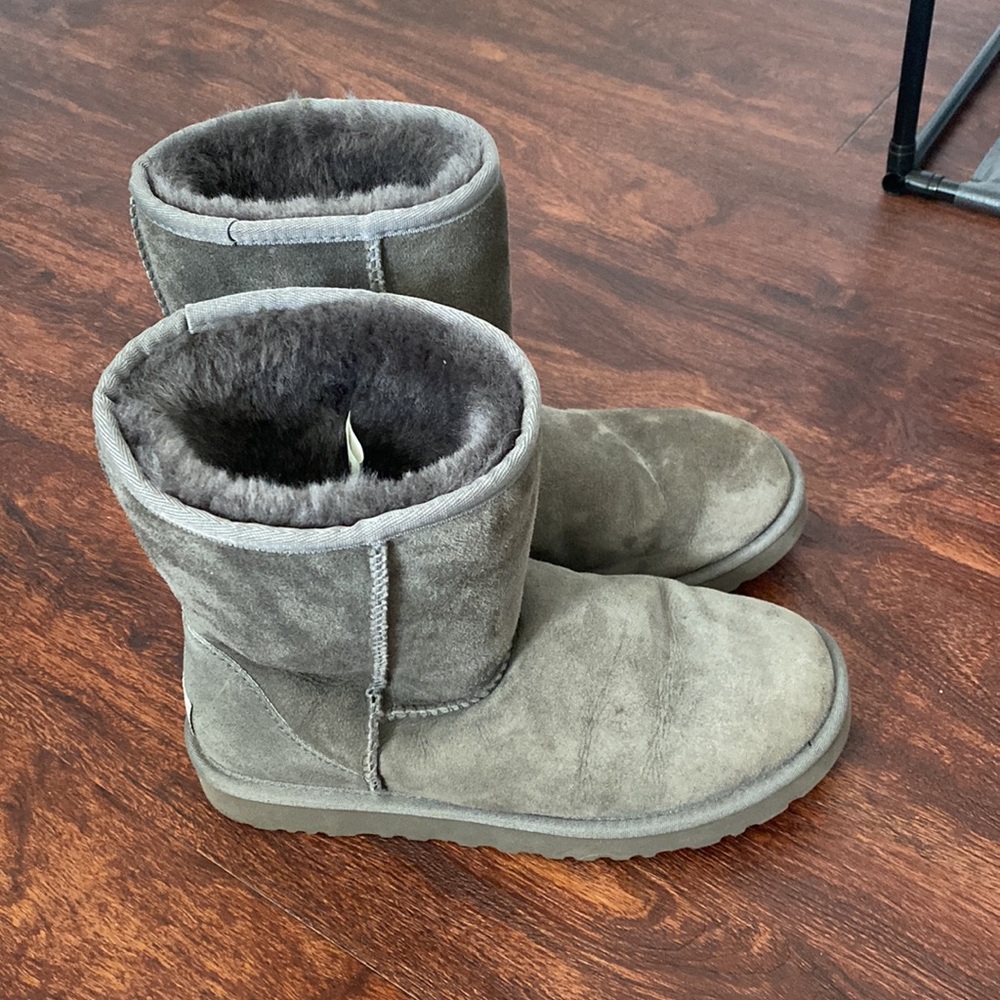 UGG Boots Grey Size 7 GUC - Picture 4 of 8